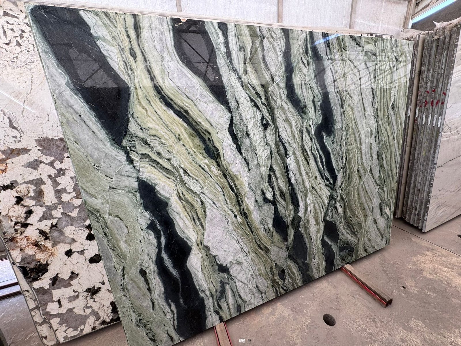 Verde Prato doğal taş plaka